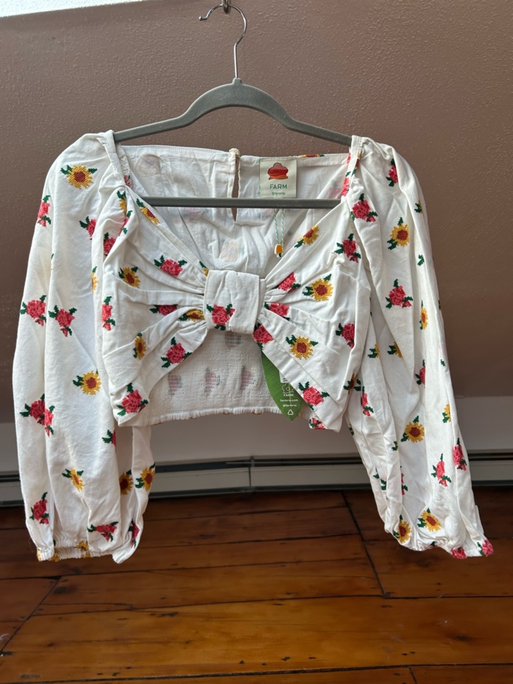 FARM Rio Embroidered Floral Crop Top. Size S. NWT. MSRP $178. - Picture 2 of 6